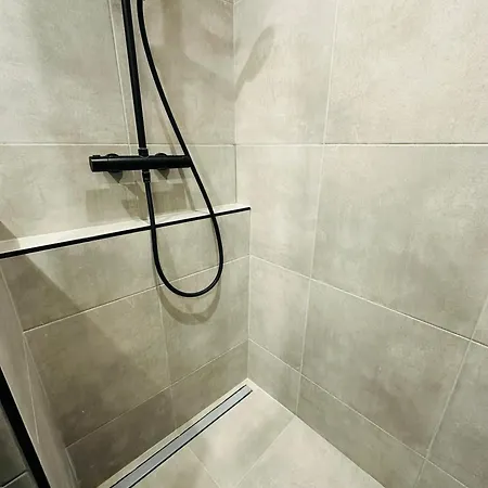 Apartman Spacieuses Flats Montaigne Champs Elysee *