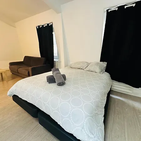 Apartman Spacieuses Flats Montaigne Champs Elysee *
